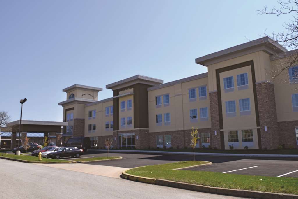 La Quinta By Wyndham York Hotel Kültér fotó